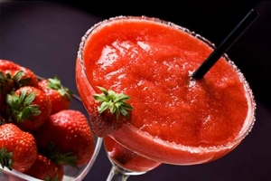 Daiquiri with natural strawberries and Barcelo Platinum Rum